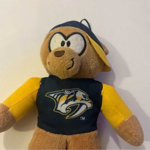 Rare Collectible Nashville Predators NHL plush mascot 2018, 10", hockey fan - Picture 3 of 8